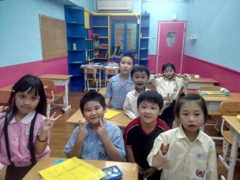 Claudia H 美語家教 - my students at Giraffe school 長頸鹿美語補習班
