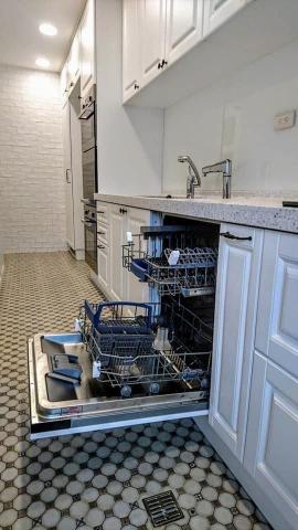 叡宥鼎堅系統櫥櫃 - 進口廚具規劃