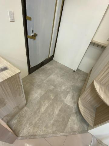 吉禾工程行 - 住家玄關使用SPC卡扣地板 吉禾工程行 - 住家玄關使用SPC卡扣地板