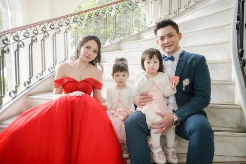 MierBelle新娘造型整體造型工作室 - 採用高檔香奈兒 make up forever . Bobbi brown YSL Dior NARS系列彩妝保養品 
  ✨擅長水光韓式肌,甜美可愛浪漫日系仙女系列,輕柔日式睫毛,小歐美立體時尚風,主打乾燥花藝,水汪汪眼型調整
  
                                                                 MierBelle新娘造型整體造型工作室 - 採用高檔香奈兒 make up forever . Bobbi brown YSL Dior NARS系列彩妝保養品 
  ✨擅長水光韓式肌,甜美可愛浪漫日系仙女系列,輕柔日式睫毛,小歐美立體時尚風,主打乾燥花藝,水汪汪眼型調整