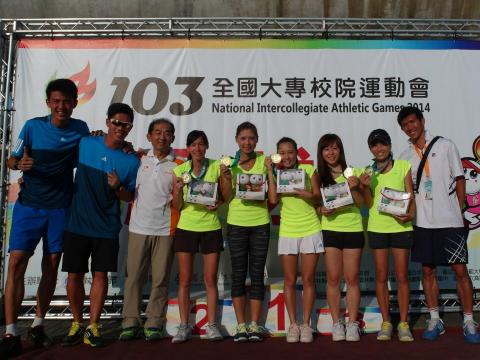 蟹教練 - 大專盃金牌