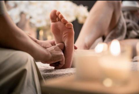 傑瑞外出按摩服務 - 