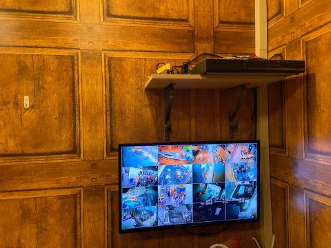 元新網通工程 - 層板架設及監視器主機移設、整線