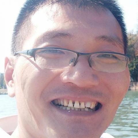 提供電梯維護保養服務的專家康峻良