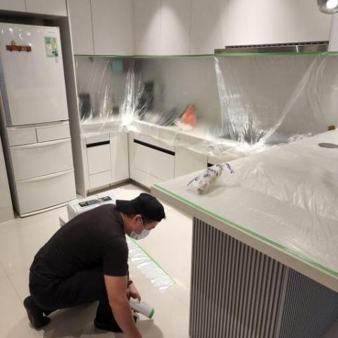 A+淘蟲師-正欣環衛 - 潮濕蟲防治
可愛的業主在裝潢前堅持天然環保施工省預算，未采納設計師增加防蟲施工的預算建議，交屋後才明白專業的建議才是真專業，事後補救不但費用x2，時間x3，精神損耗x10，衹能説早知如此，何必當初呢~