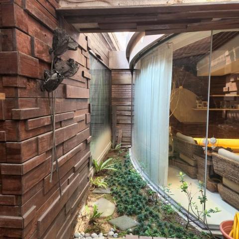 A+淘蟲師-正欣環衛 - 白蟻防治(圖03)
今早場勘桃園某千萬裝潢豪宅遭白蟻入侵，發生時間約2年，入侵點在底層露台，已侵入室內地板及天花板並往上層發展，需進行白蟻防治工作，安排近日施工(施工)圖04