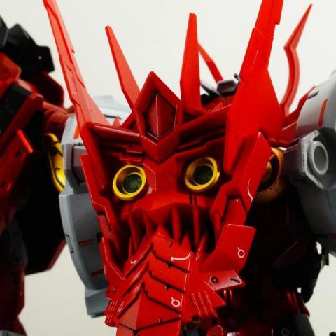 逸人模型公仔室 - 