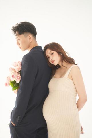 橫流視覺影像 平面攝影拍照的那個男人 - 孕婦寫真