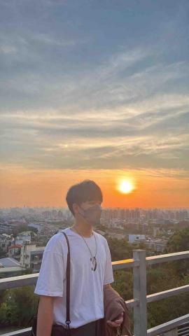 提供esg csr差別服務的專家林柏皓