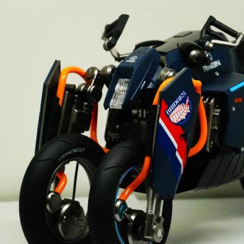 逸人模型公仔室 - 