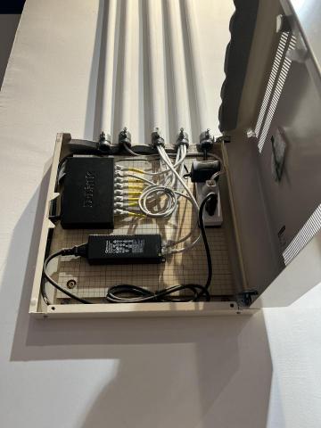 木木工作室 - 弱電箱網路設備