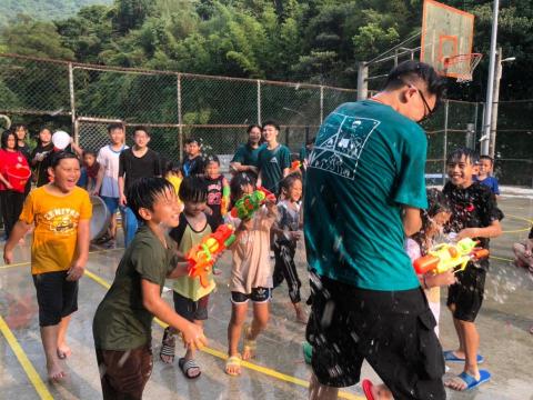 吳俊彥 - 偏鄉育樂營