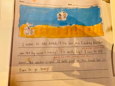 Rise Up English Tutoring -  這是free writing, 無題寫作。上了兩個月，每周固定閲讀一個故事，背單字及造句，三年級的她，可以用文字及圖片表達自己。