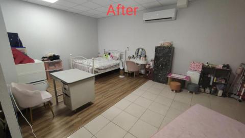 居家整理收納師 淑玲 - 大主臥整理後~動線調整，睡眠區旁為美妝區，黑色櫃體放的是備品及生活用品。