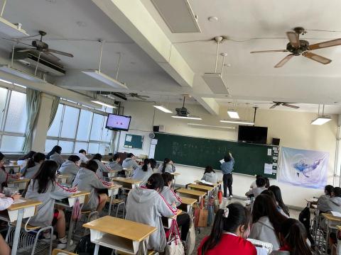 Lich가역기基礎韓文教學/翻譯 - 