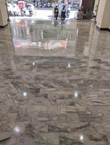 普立潔有限公司 - 原來店面租餐廳使用20年清洗後大理石晶化