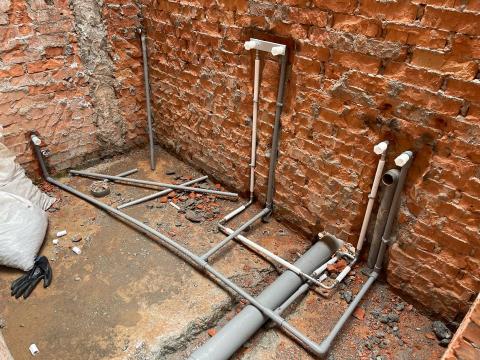 王瀗民 -  透天改建浴室配管