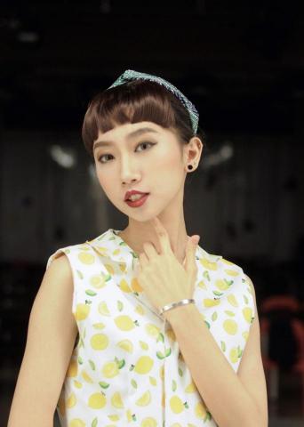 via makeup stylist - 復古妝容設計