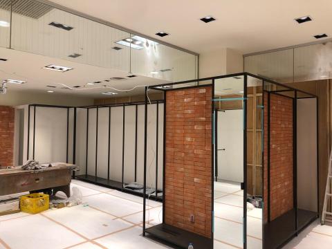 育佳油漆 - 專櫃場