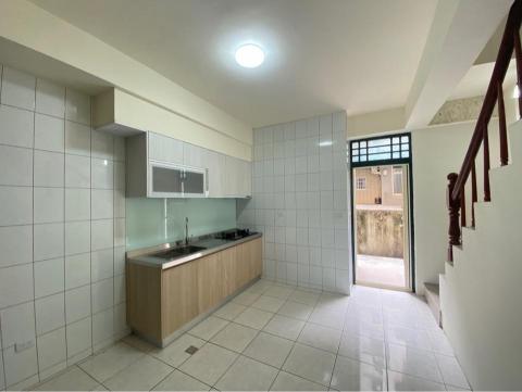 林建良 - 協助內部翻修