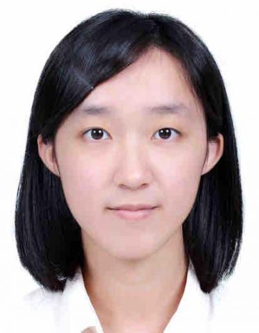 提供法文服務的專家連珮伃