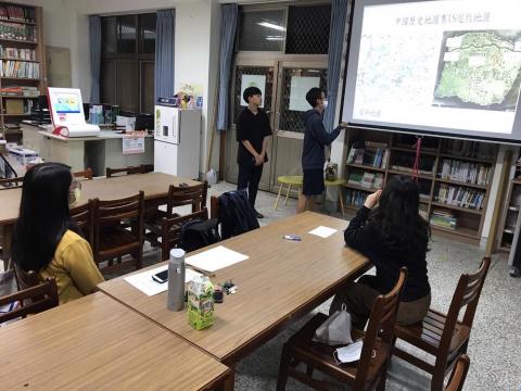 Tara.Lin - 指導學生參與小論文競賽