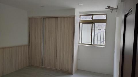 豪室美設計工程行 - 滑軌衣櫥施作完工 與 床頭造型