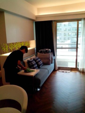 宅潔立家事服務派遣有限公司 - 熟齡單身宅-起居客廳收整!