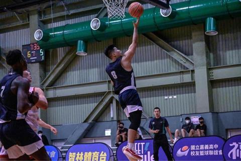 何柏勳 -  何柏勳 -