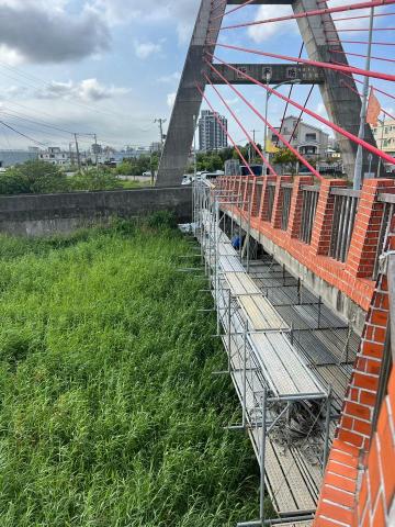 仕意工程行 - 竹北（懸吊架滿鋪）