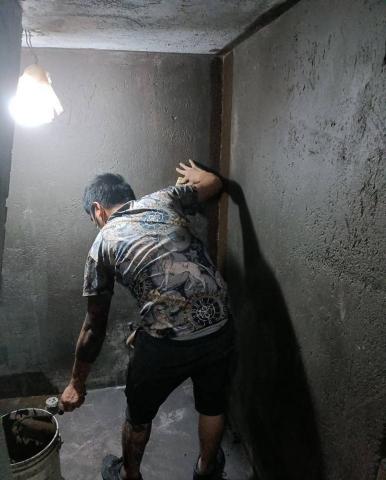 寶鍠企業 - 浴室牆面防水施工實況