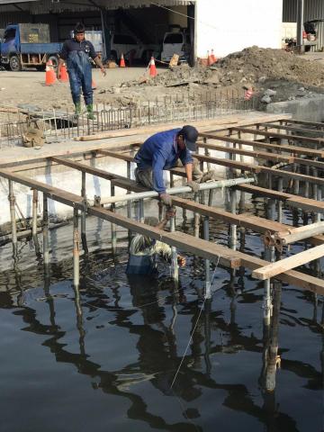 寶鍠企業 - 橋樑版基礎底座組模搭設實況