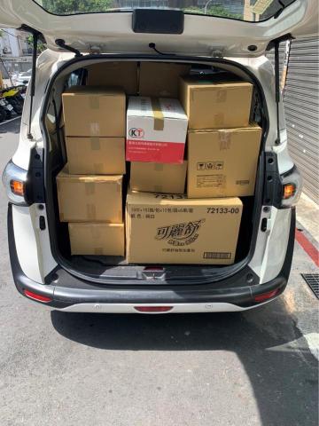 高高Uber  - 學生搬家