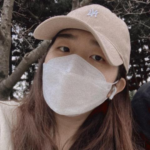 提供托嬰師生比服務的專家王詩雅