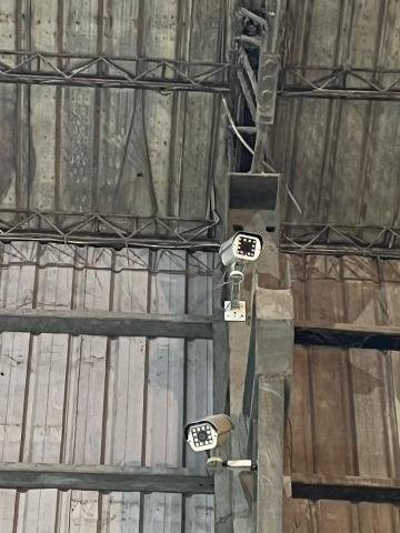 元宇通訊工程行 - 工廠安裝500萬全彩大支防護罩鏡頭