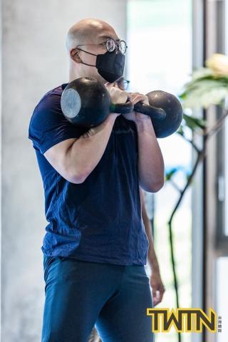 提供入門桌球拍服務的專家剛剛好運動