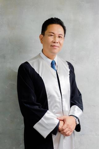 宸語法律事務所陳育仁律師 - 宸語法律事務所所長