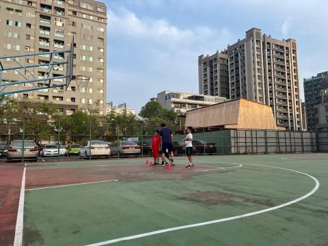 陳永龍 - 籃球訓練