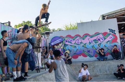 黃偉庭 - 台北某滑板店開幕活動