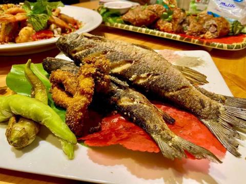 信子 - 山上料理製作