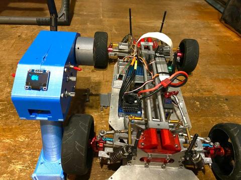 賴品丞 - 專題：RC四驅遙控車