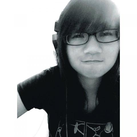 提供錄音室租借服務的專家小黑