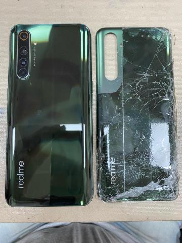 獵犬手機現場維修 - Realme背蓋更換