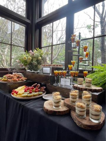 施宏易 - 婚宴食物擺設