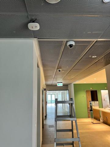 金利來科技有限公司 - 金屬科技園區wifi安裝、佈線至機房端。 金利來科技有限公司 - 金屬科技園區wifi安裝、佈線至機房端。