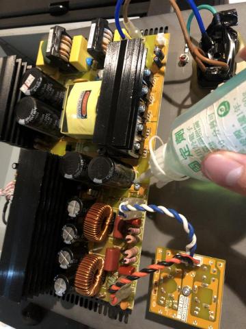 Alex Hoang專業音響維修工作站 - 攜帶式行動音響設備維修及零件固定強化 Alex Hoang專業音響維修工作站 - 攜帶式行動音響設備維修及零件固定強化
