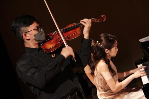 陳婉菱 - 陳婉菱鋼琴合作音樂會