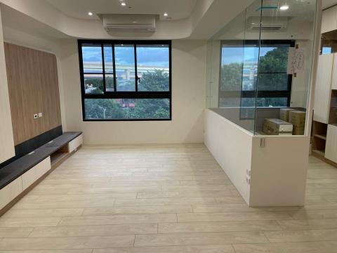 聖辰地板設計(塑膠地板代工達人賴桑) - Soliboard 卡扣防水地板 聖辰地板設計(塑膠地板代工達人賴桑) - Soliboard 卡扣防水地板