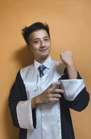 慕宇峰律師（新竹、苗栗、台北、桃園） - 