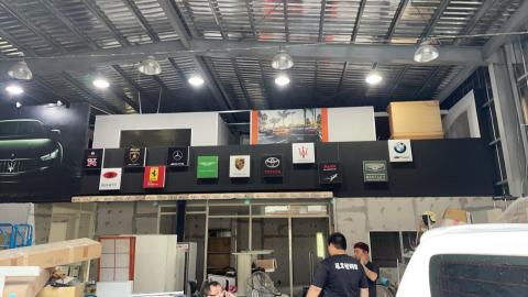 冠融工程行輕隔間輕鋼架暗架造型天花 - 